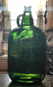 One gallon fermenter.